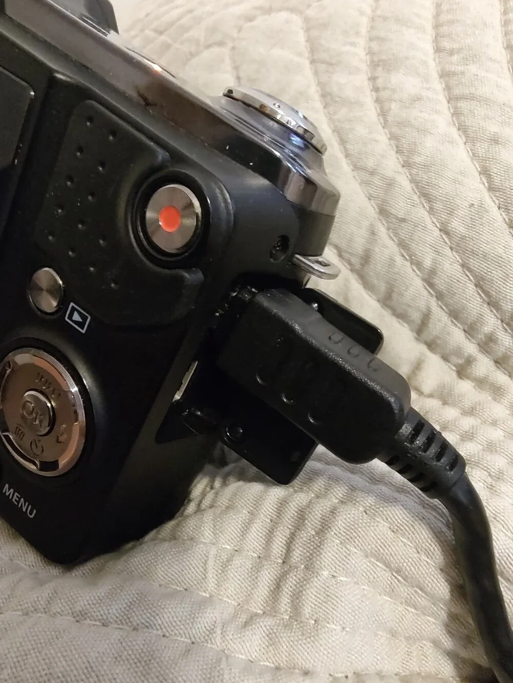 Olympus SZ-17 Camera